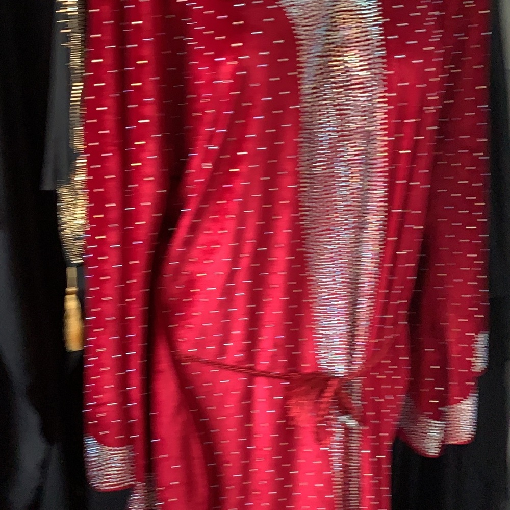COPY - COPY - Dubai Abaya/Farasha  .